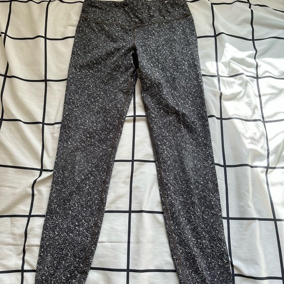 These are athleta girl leggings size 14 - Picture 2 of 2